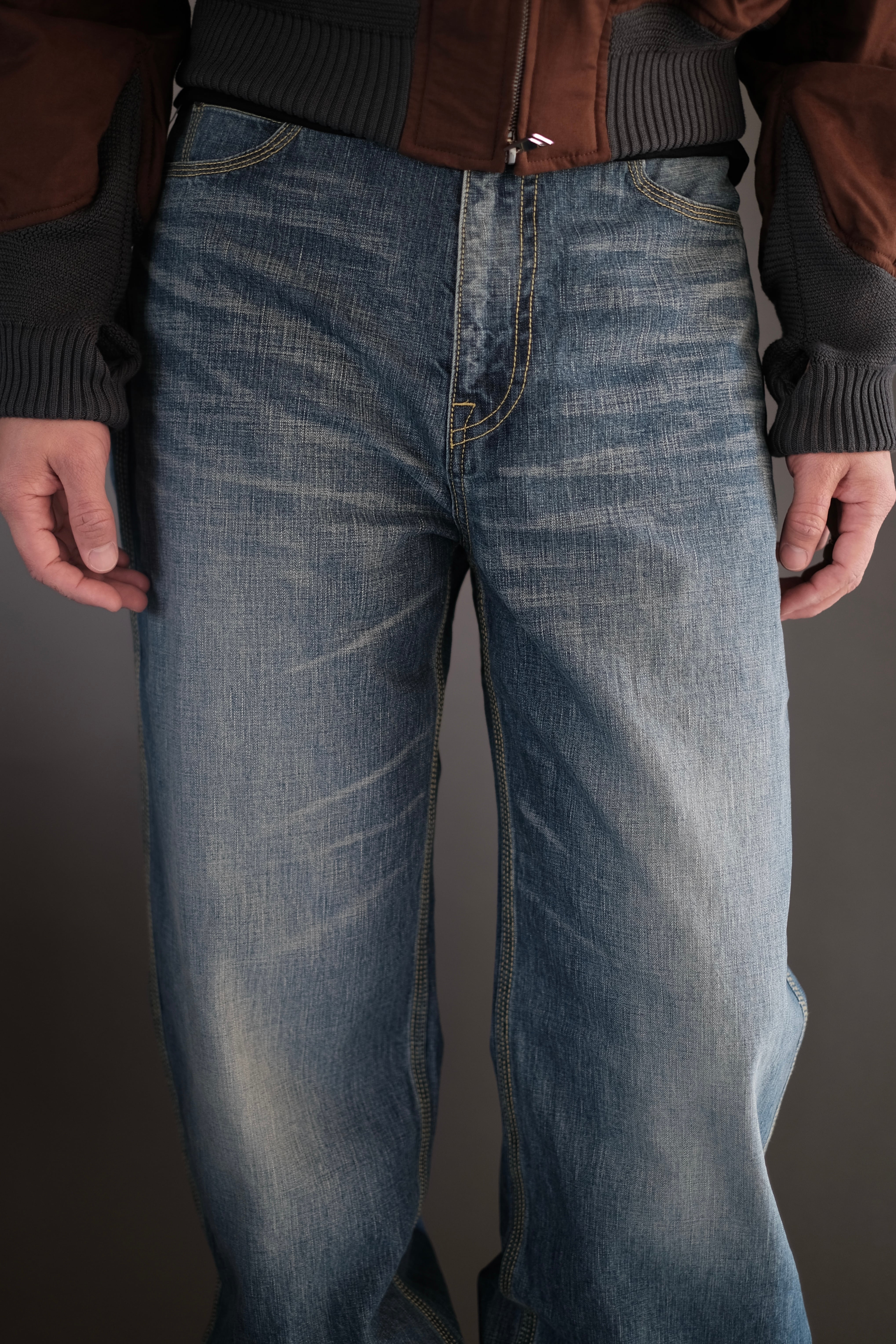 OUAT / -011- OFFICE JEANS BLUE | LIVING