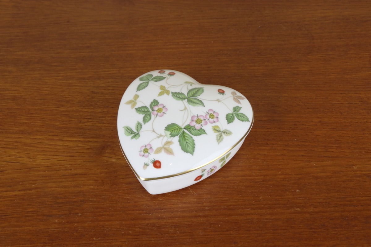 ウェッジウッド ワイルドストロベリー ハートケース 小物入れ WEDGWOOD 