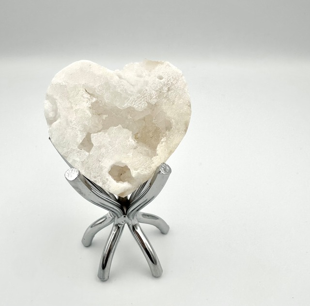 (00836)【1点のみ】モロッコ産水晶　原石　ジオード ハート型(S)　クリアクォーツ　クリスタル　Crystal Clear quartz　 Moroccan Quartz Geode 　天然石インテリア　置物
