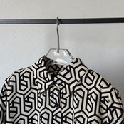 【受注予約:12月中旬入荷予定】ライン幾何学ラフSH/モノトーン