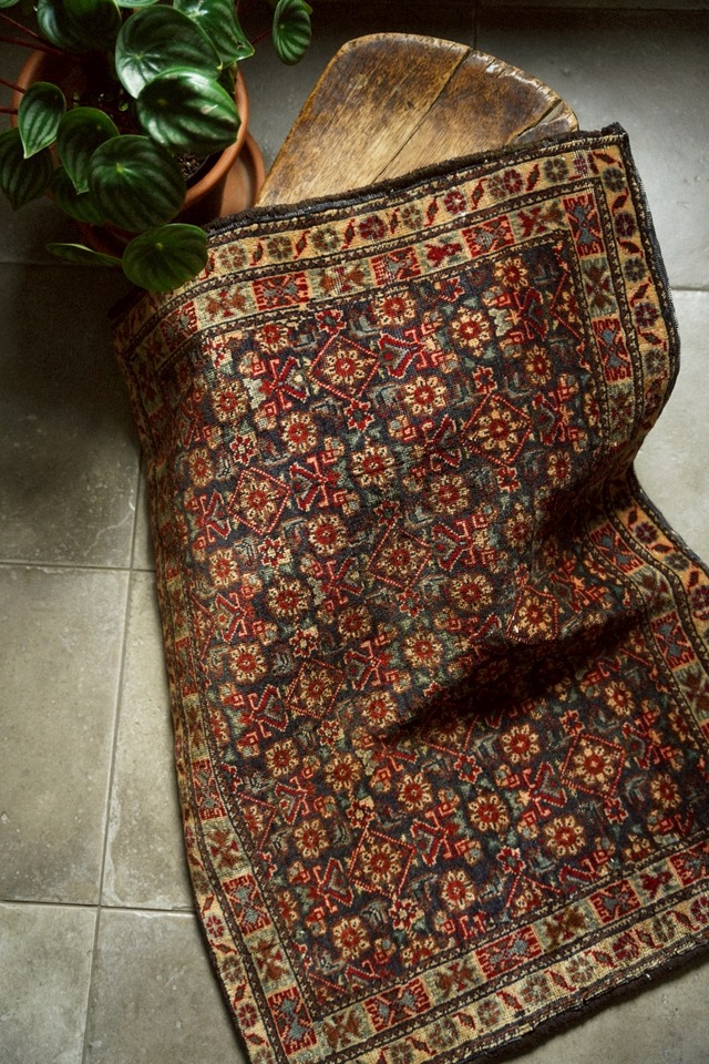 2016・2017-Vintage Persian Senneh rug