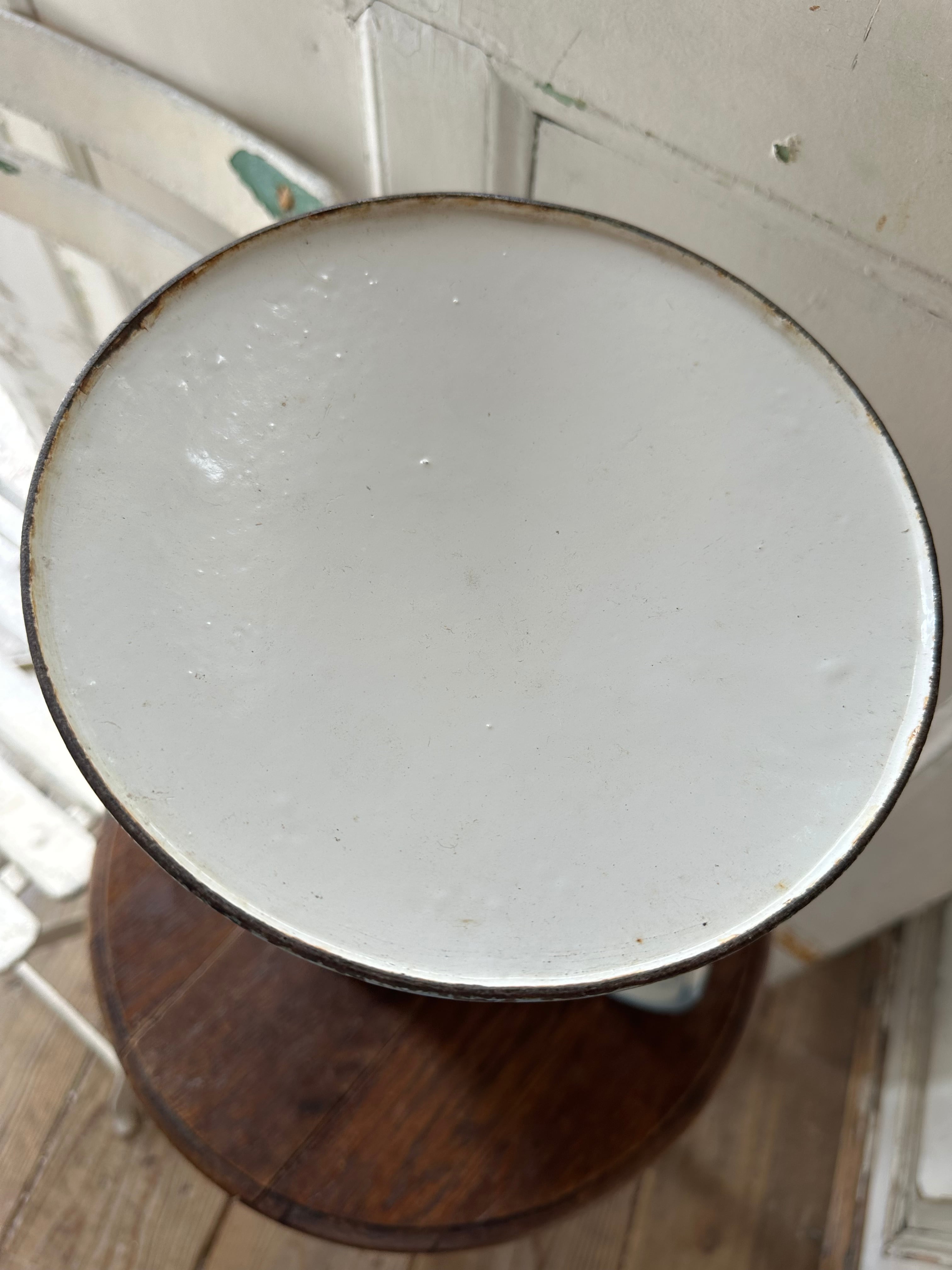 フランスアンティーク ホーロー製ピッチャー パンジー柄 | Brocante de