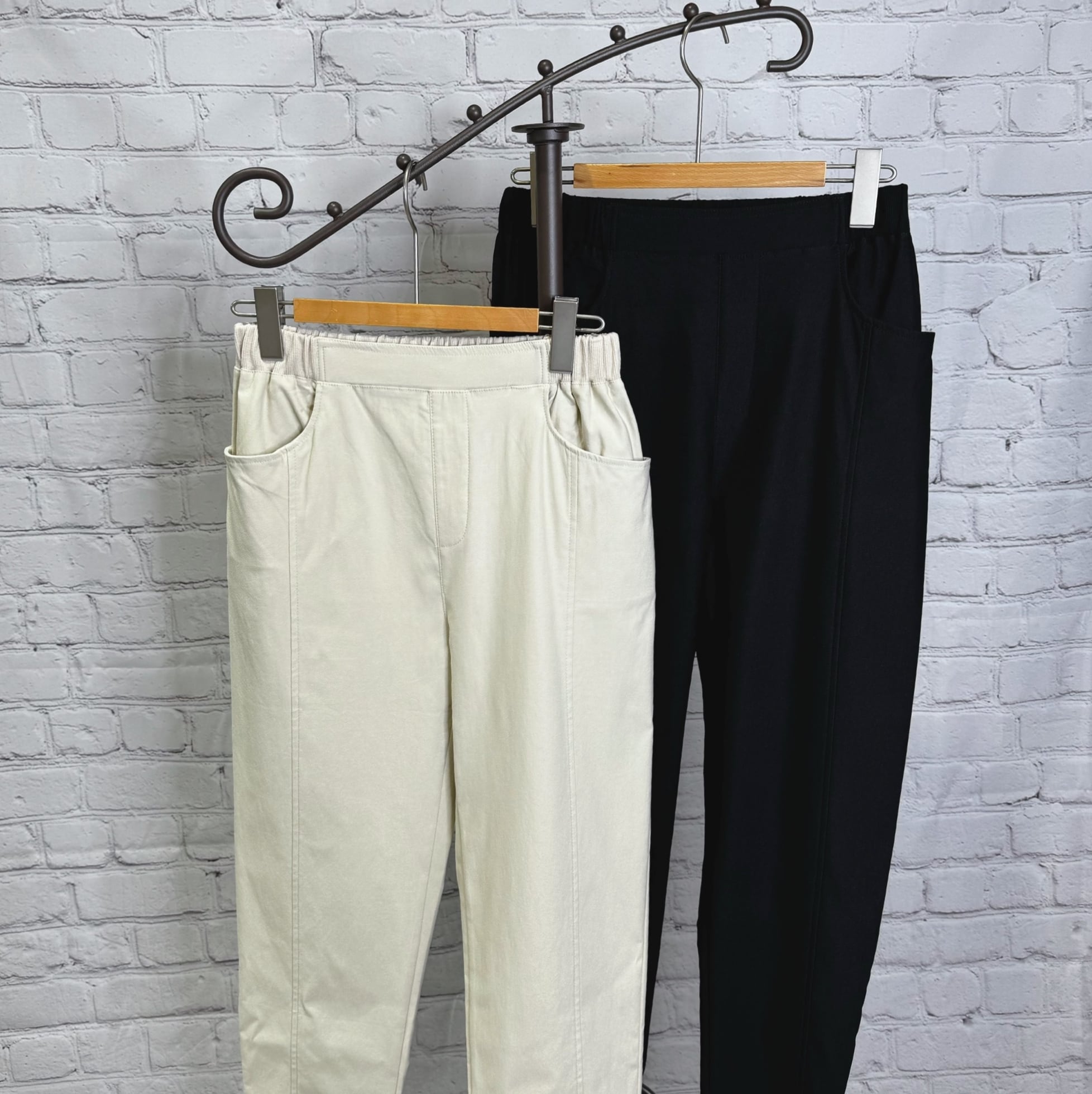 ayane アヤン ストレッチツイルテーパードパンツ 834607