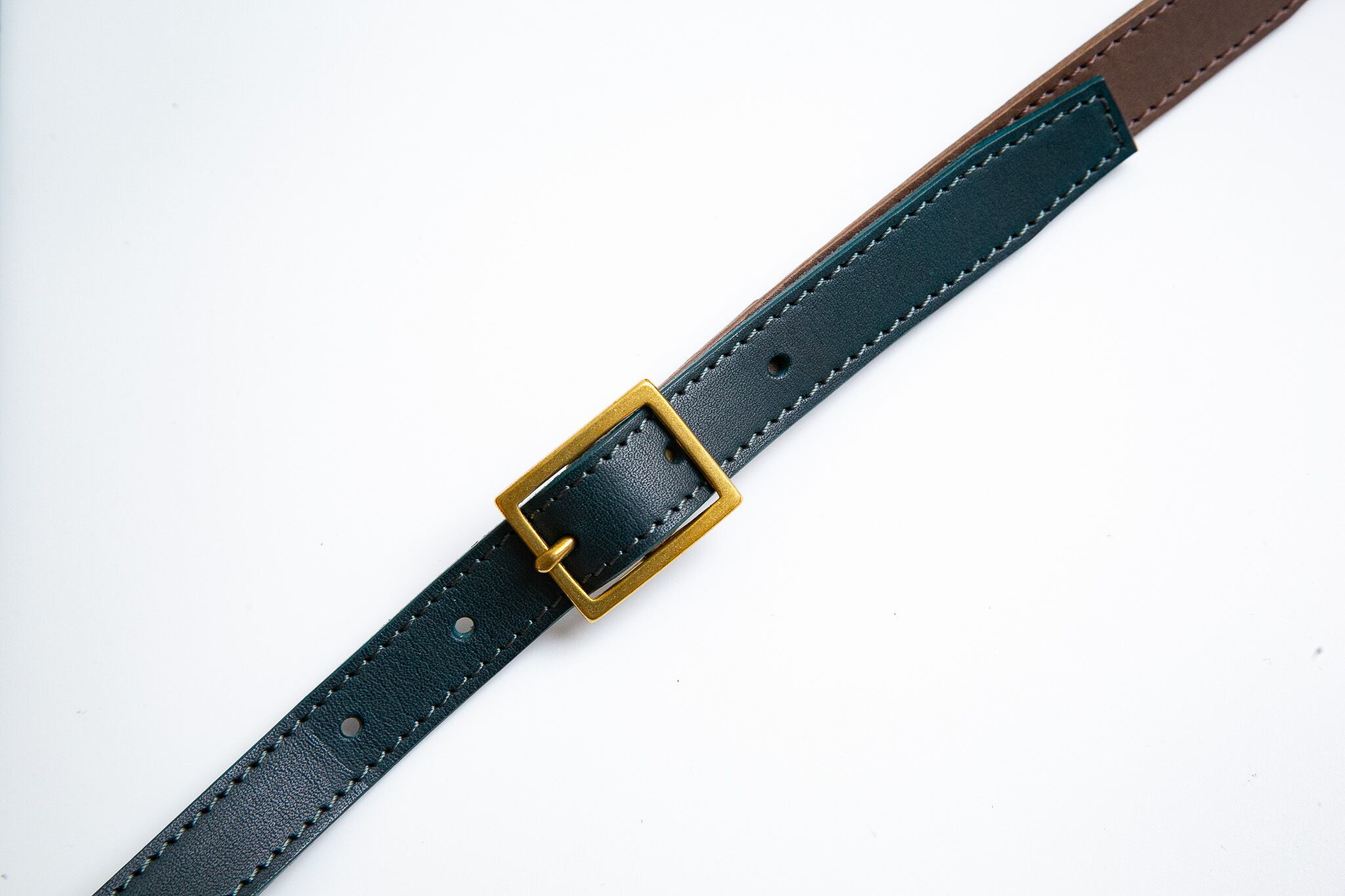 配色カスタム可】真鍮バックルのバイカラーカメラストラップ〈本革