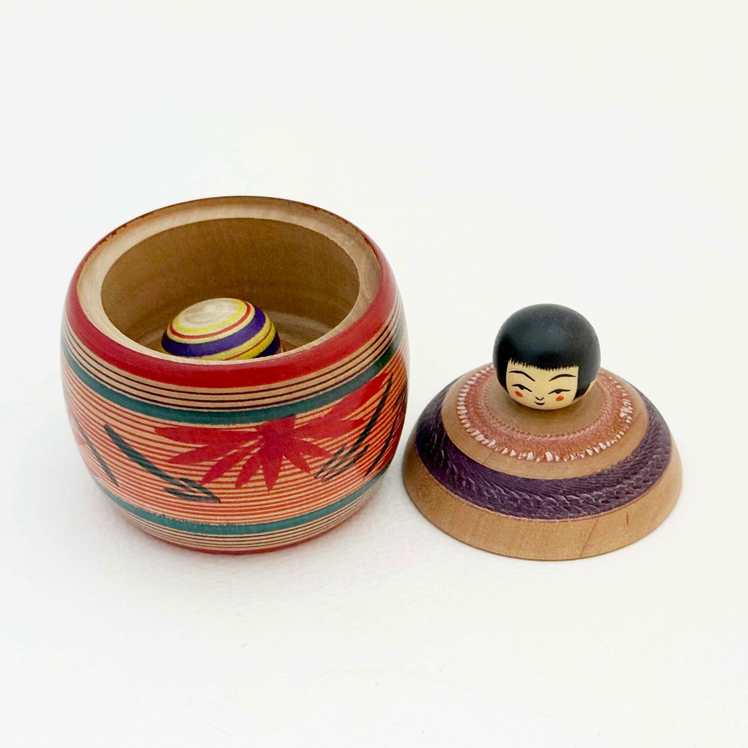 遠刈田系 / 六郷仁美工人（帽子着せ替え蓋物えじこA）