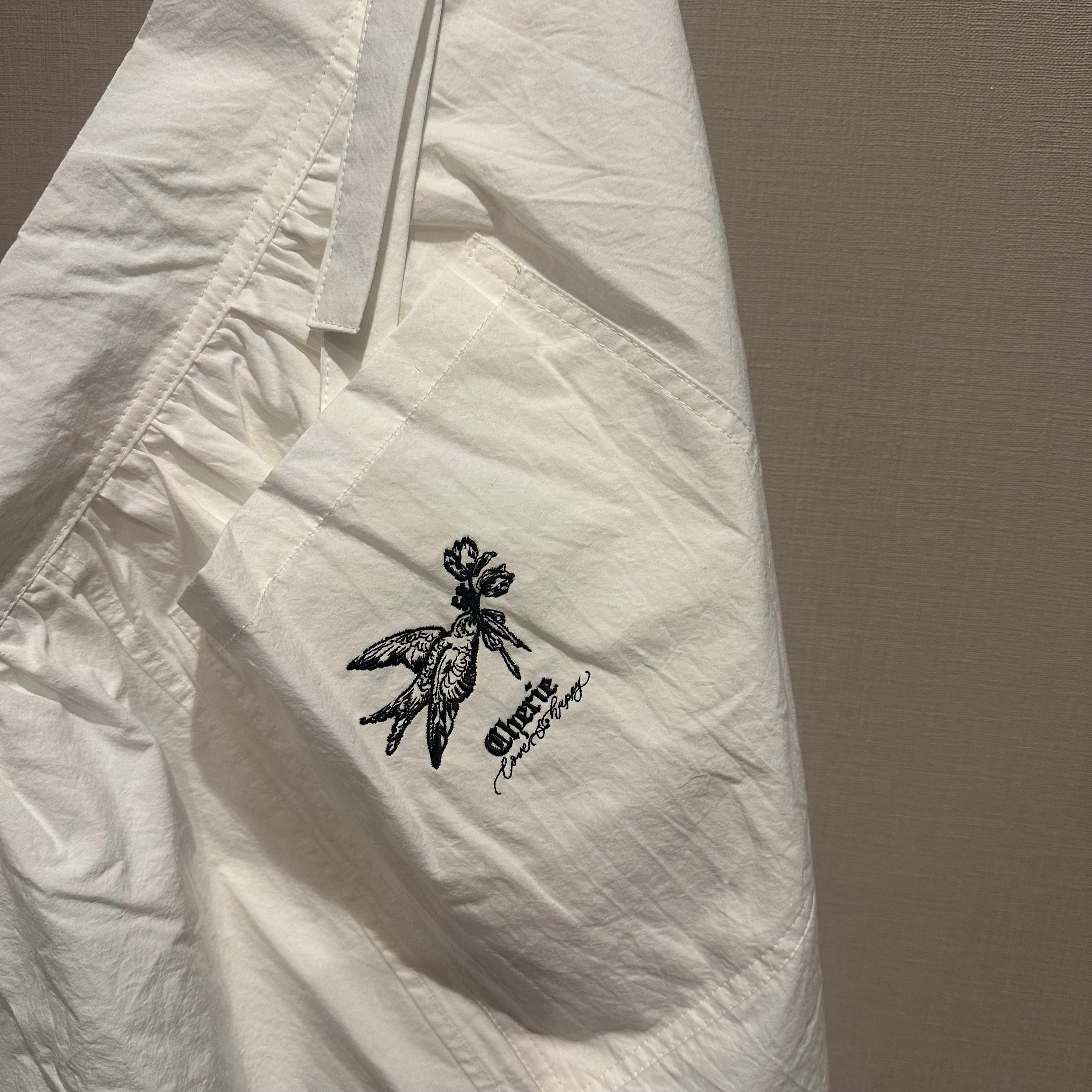 Cherieロゴ刺繍入りエプロン（ショートサイズ） | Cherie love&happy