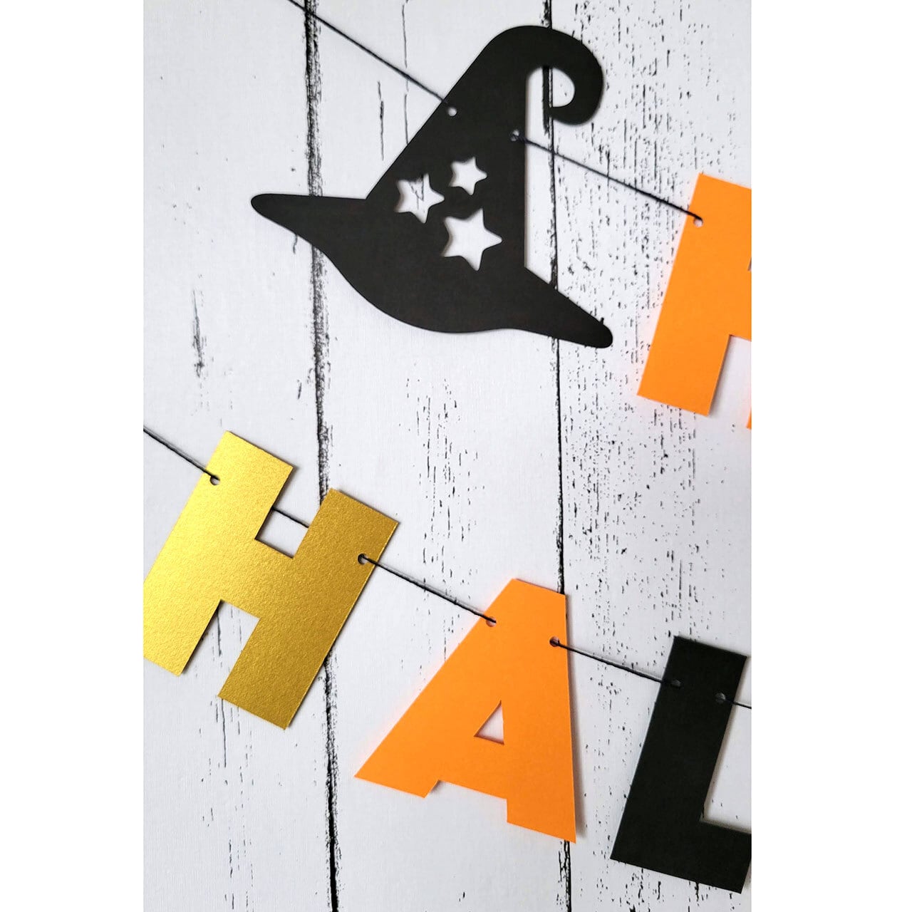 5種のハロウィンモチーフと3色カラーが可愛い！ハロウィンガーランド