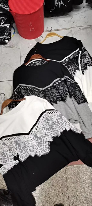 フロントレーストップス