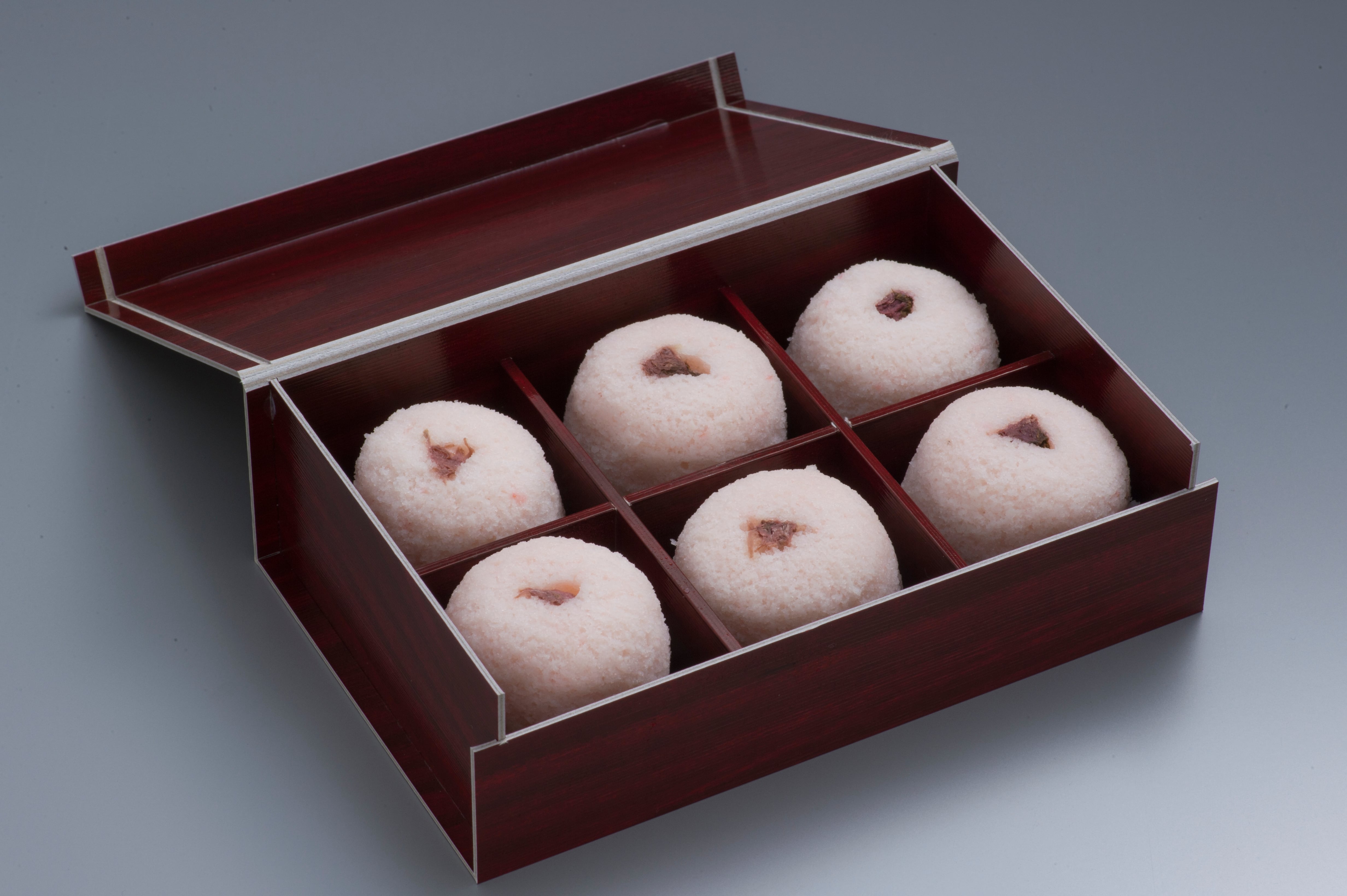 自家製桜かるかん　6個入り｜料亭仕立ての上品な甘さ