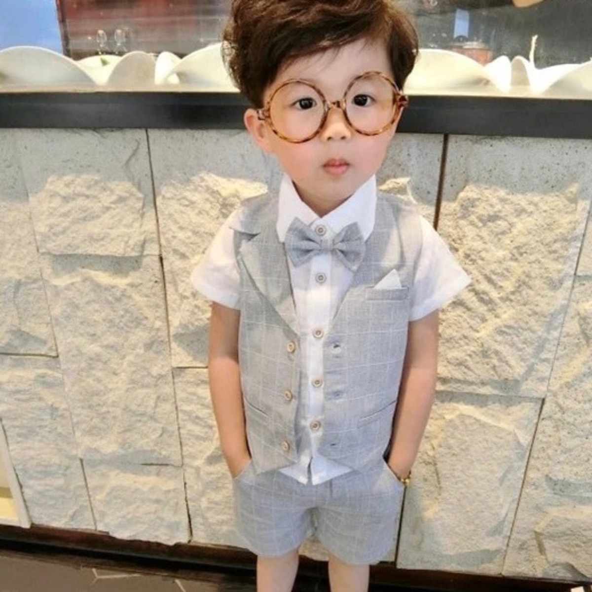男の子半袖スーツ4点セット 誕生日結婚式発表会七五三2歳3歳4歳5歳6歳 