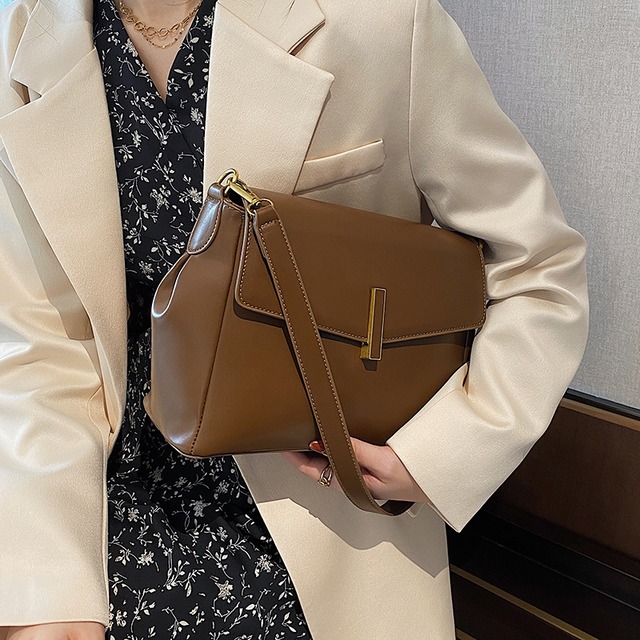 スタイルオータムウィンターレッド 秋物 冬物 スクウェア 手作りハンドバック67767408268