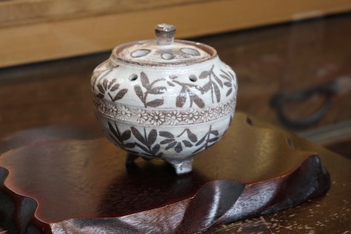 清水焼 香炉  三島唐草彫 (Kyo-yaki&Kiyomizu-yaki Incense burner)