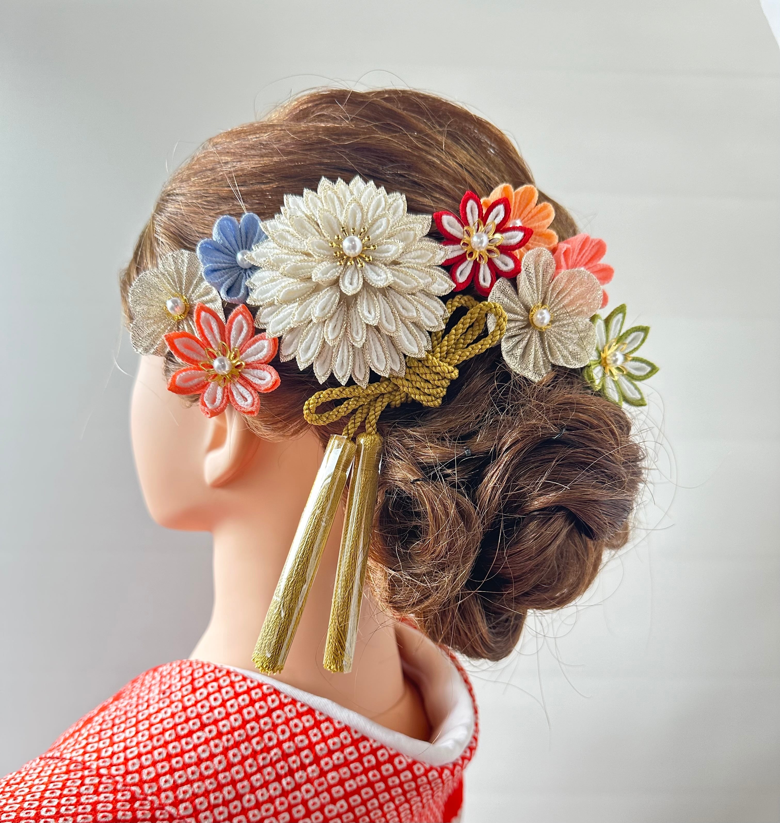 つまみ細工髪飾り成人式七五三 （囲み】7064 つまみ細工 髪飾り 成人式  