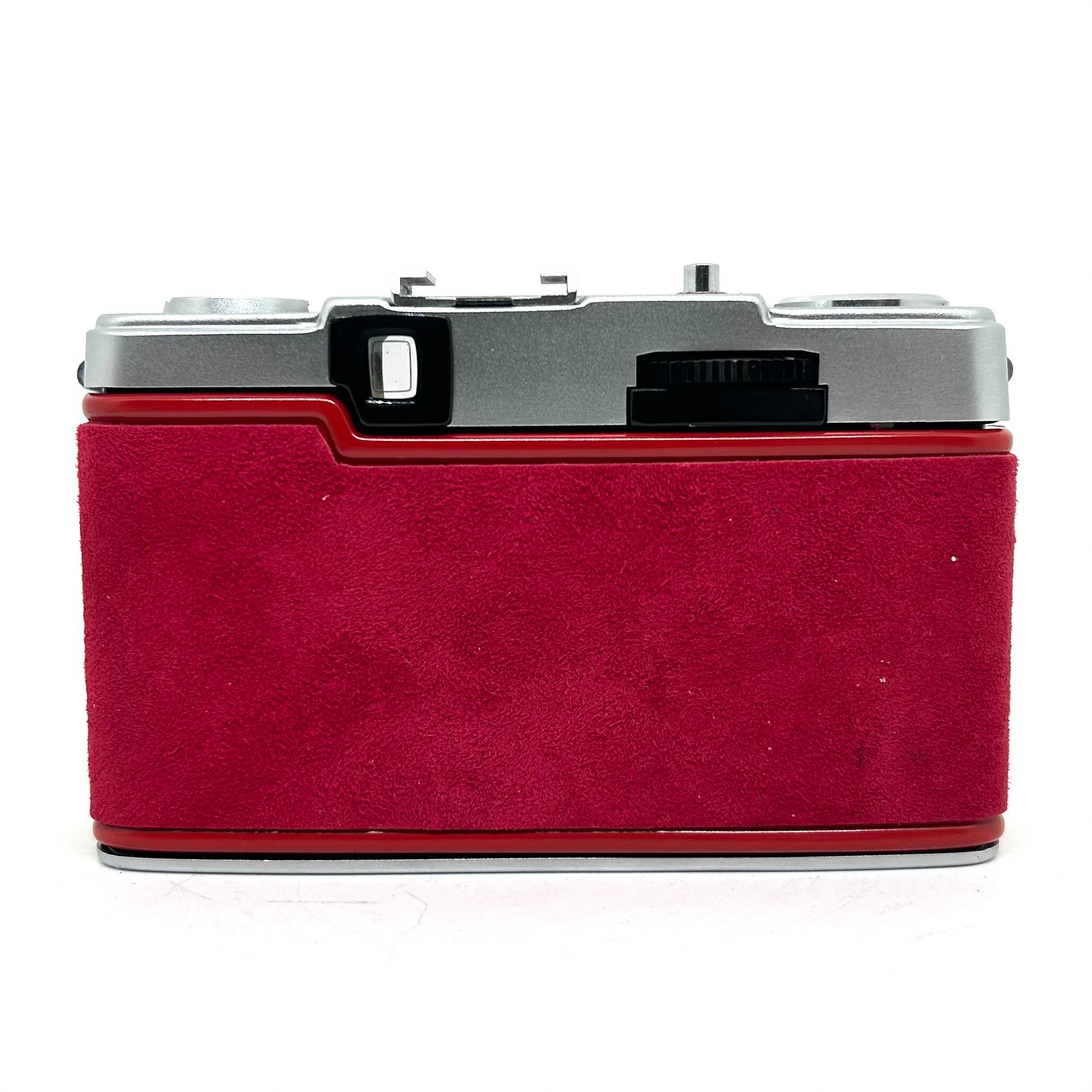 24-146リメイクカメラ OLYMPUS PEN-EES-2 （レッド・ショッキング