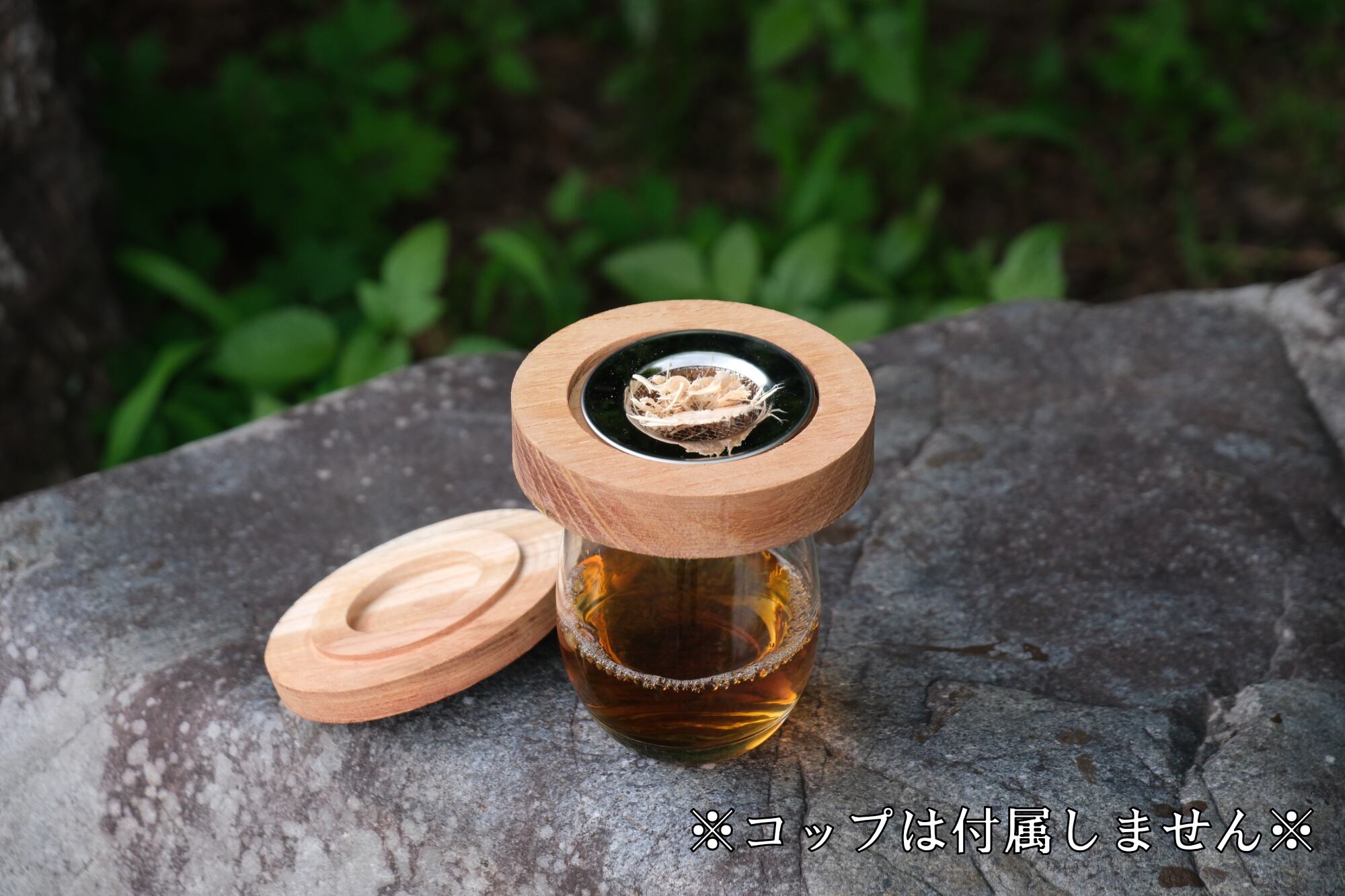 欅(ケヤキ)製、手のひらサイズの燻製器