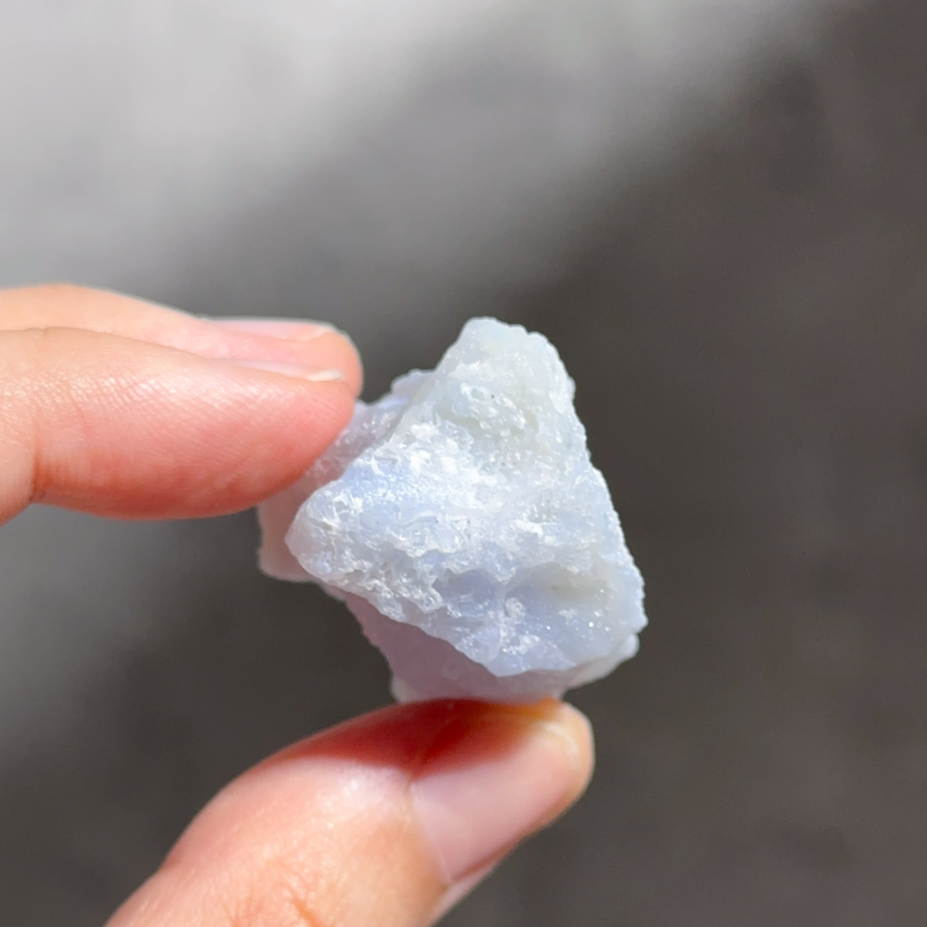 ブルーカルセドニー 原石11◇ Blue Chalcedony ◇天然石・鉱物