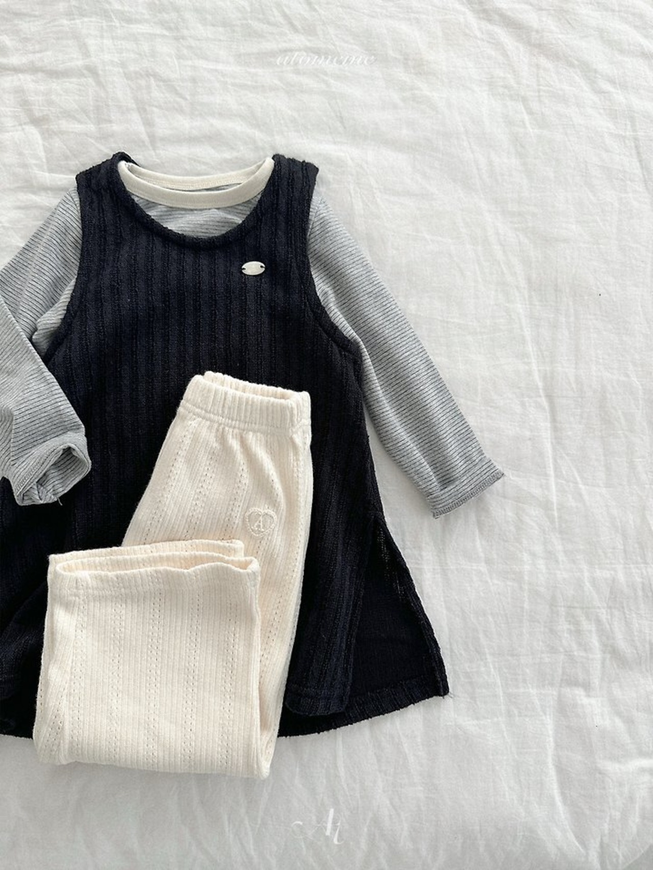 韓国子供服 / Atomeme / 26Autumn / Madeleine Pants / 秋服 *S~XL*