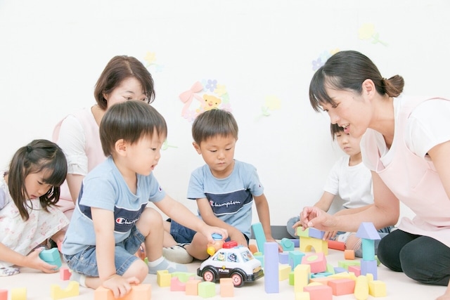 ファミリエほいくえん1日利用券
