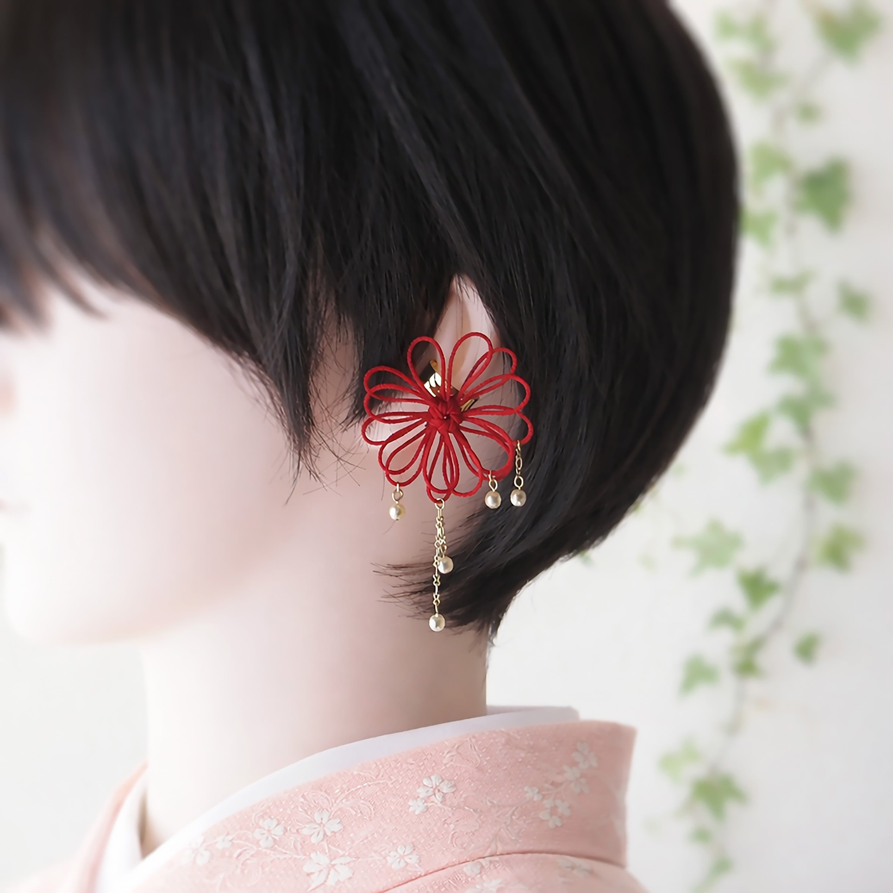 飾り結びかたっぽイヤーカフ「高ク輝ク」【軽量】+グラスパールで浴衣・着物・洋服に。