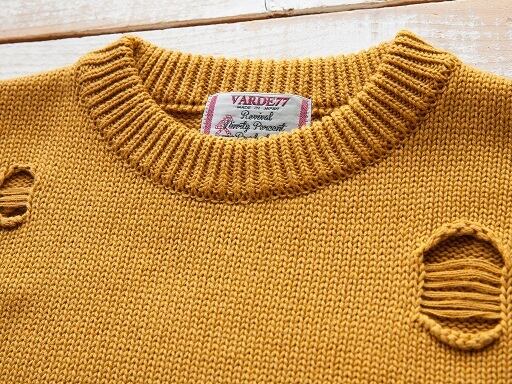Varde77(バルデセブンティセブン)～JACQUARD DAMAGE SWEATER MUSTARD