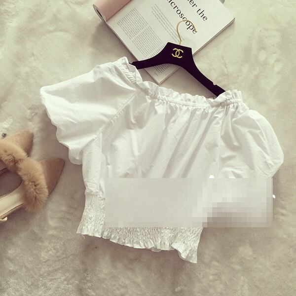 ふんわり袖　オフショル　ブラウス　へそ出し　フェミニン　ショート丈 白