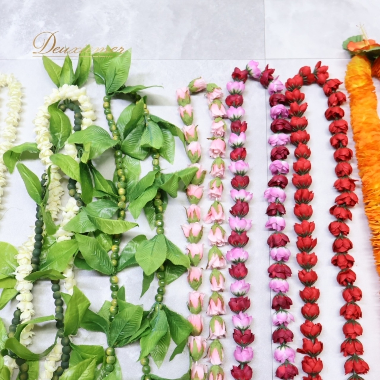 フラダンス 小物 まとめ売り 全13点 セット レイ ピカケレイ イリマレイ モキハナ 白 赤 緑 4連 タヒチアン イベント ステージ 葉っぱ ピカケ イリマ 花 かわいい ホワイト系 グリーン系 ピンク系 レッド系