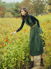 【0228】Elegant Black Green Long Sleeve 2 Piece Set