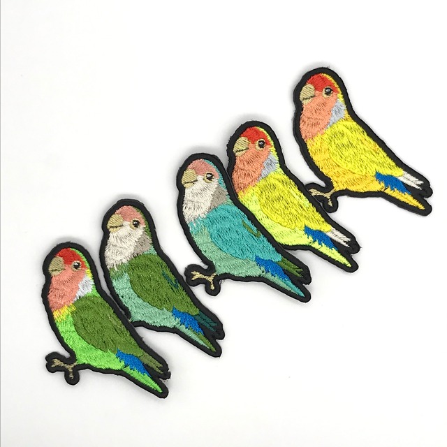 コザクラインコの刺繍ワッペン