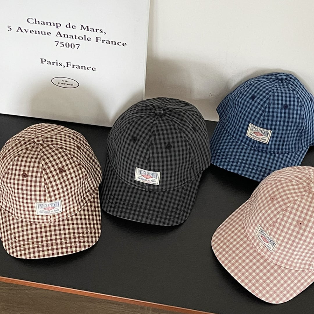 gingham check round cap