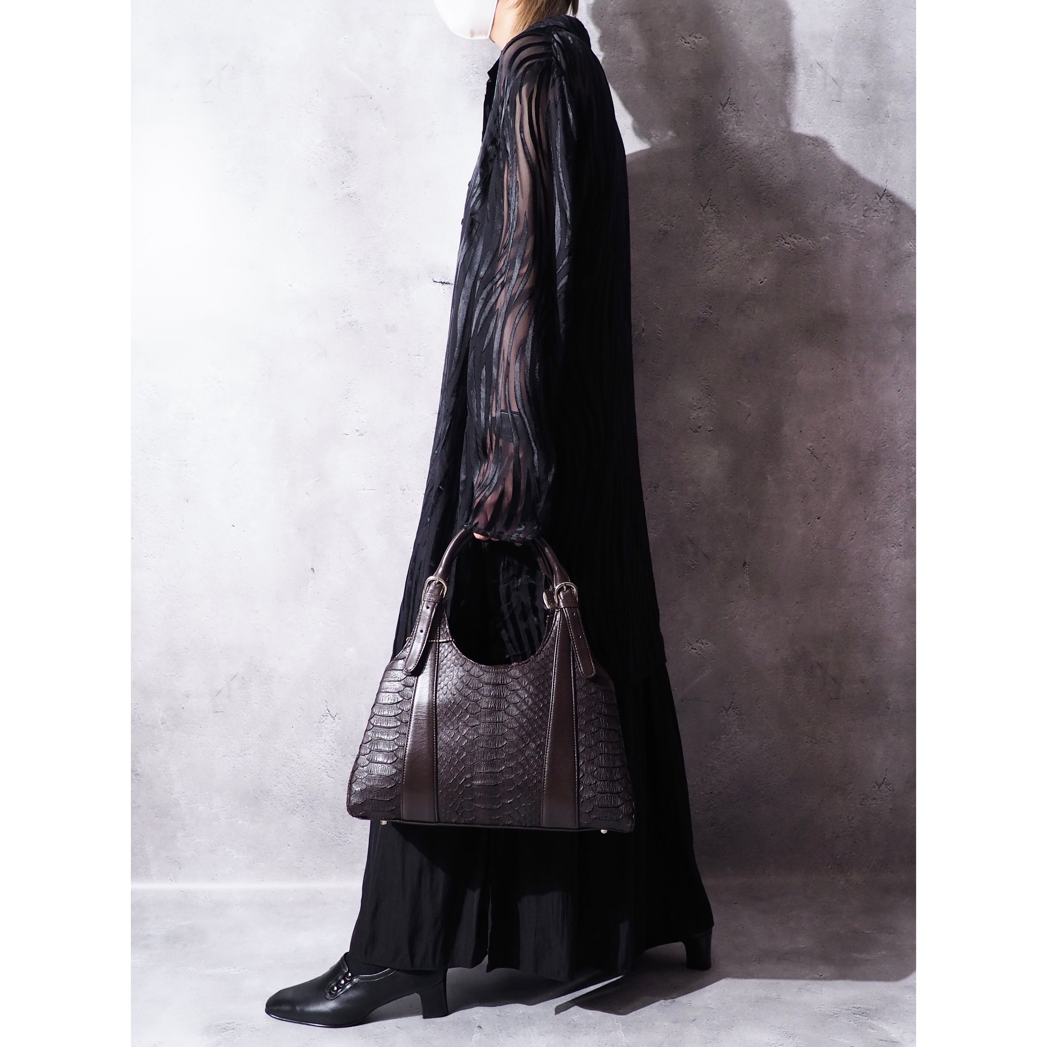 Black undulation tribal pattern loose sheer shirt