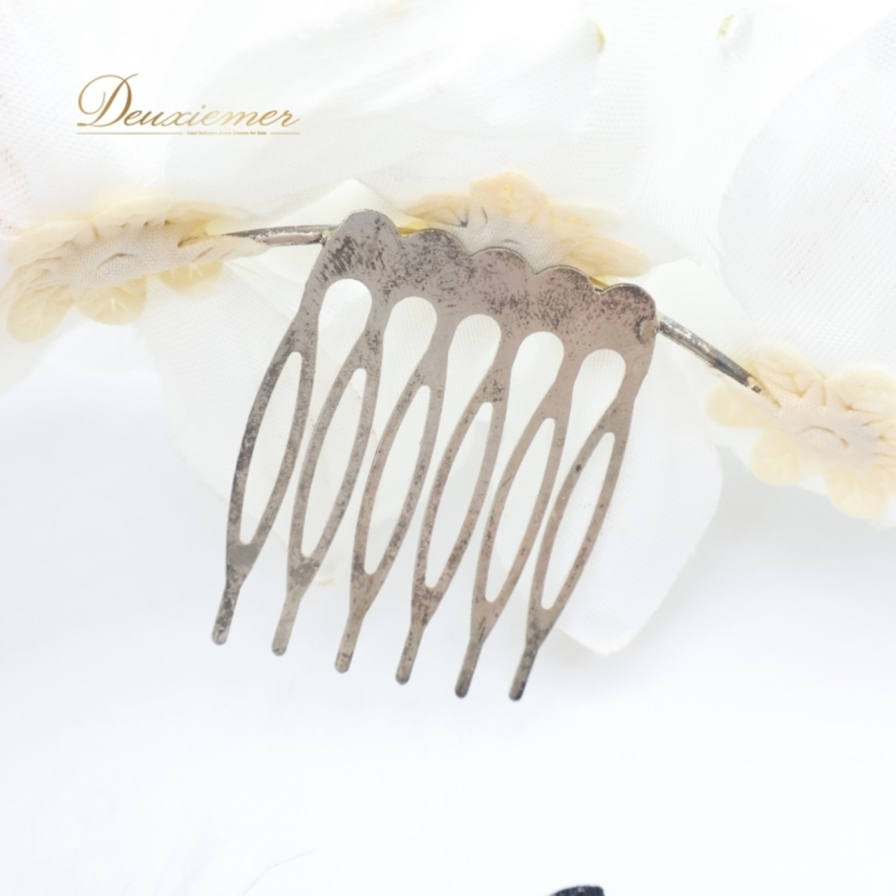 社交ダンス 小物 まとめ売り セット シニヨン コーム ヘアオーナメント モチーフ 羽 ネックレス 髪飾り アクセサリー デモ 競技 ダンス パーティ 発表会 白 アイボリー ホワイト系 シルバー系 シニヨンカップ 豪華 髪飾りセット おしゃれ コーディネート デザイン ダンス衣装 イベント用 アクセサリーセット ラグジュアリー パーティーアクセサリー 女性用 髪型 競技用 発表会用 可愛い