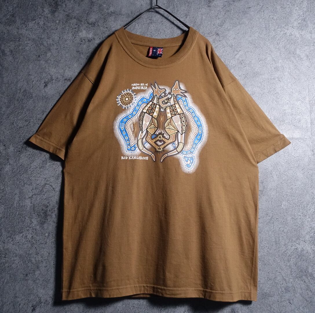 Brown Kangaroo Motif Native Art Print T-Shirt