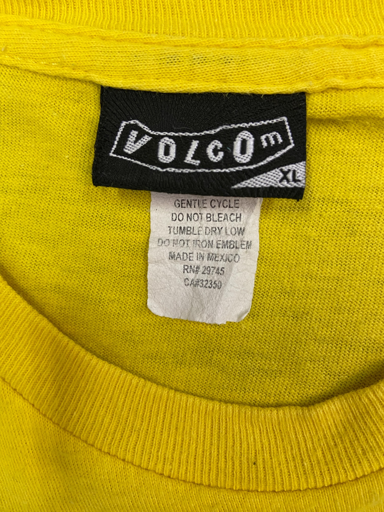【VOLCOM】ボルコム グラフィックTシャツ イエロー XL