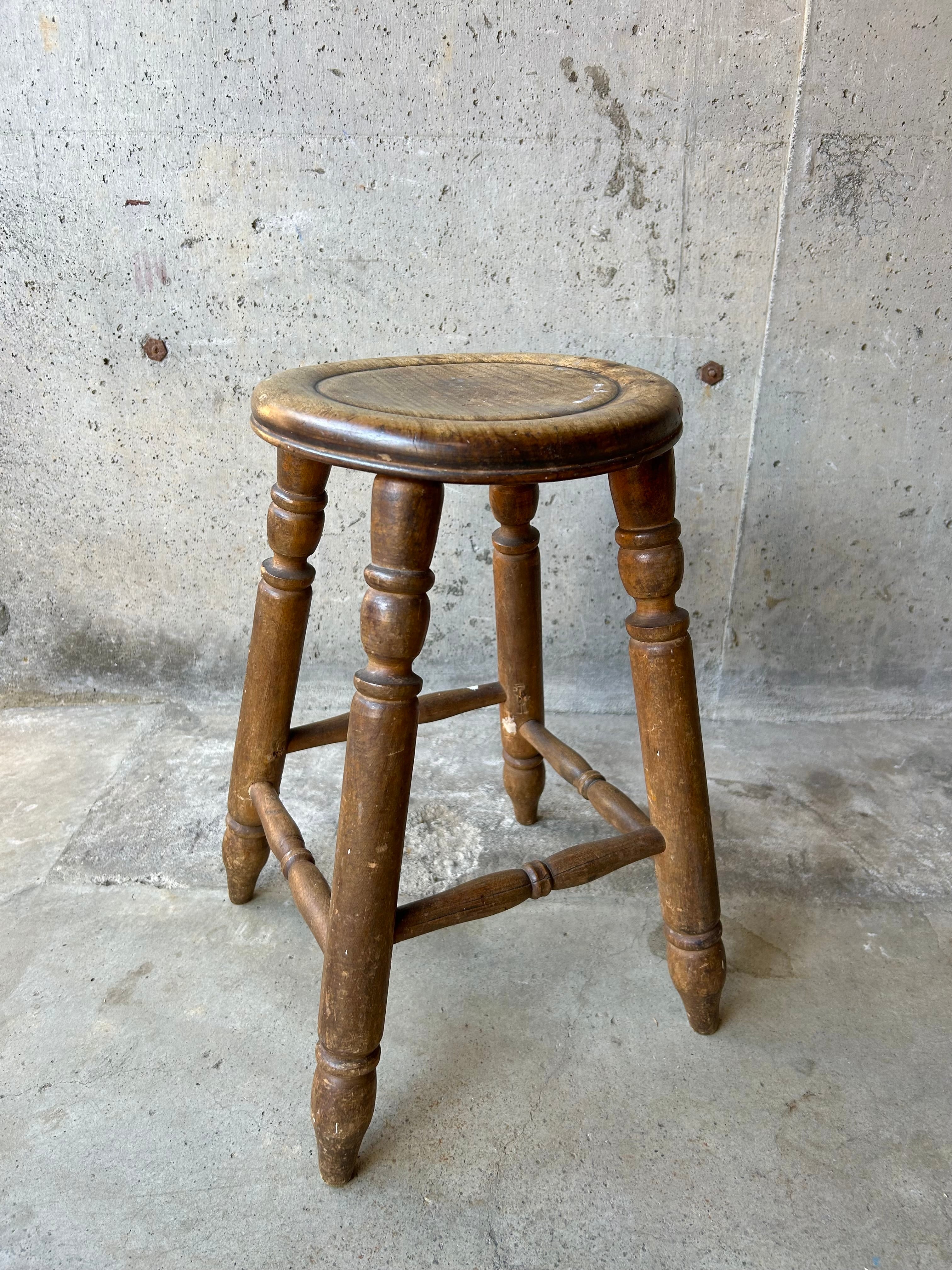 古い木製の丸椅子 スツール チェア 古道具 古家具 インテリア レトロ