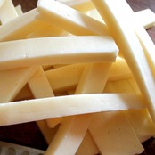 アメリカ産 グラスフェッド 低脂肪モッツァレラチーズ スティック 400g 1cm角|無添加・セルロース不使用 USA Grassfed Low-Fat Mozzarella Cheese Sticks 400g | Additive-Free & Cellulose-Free