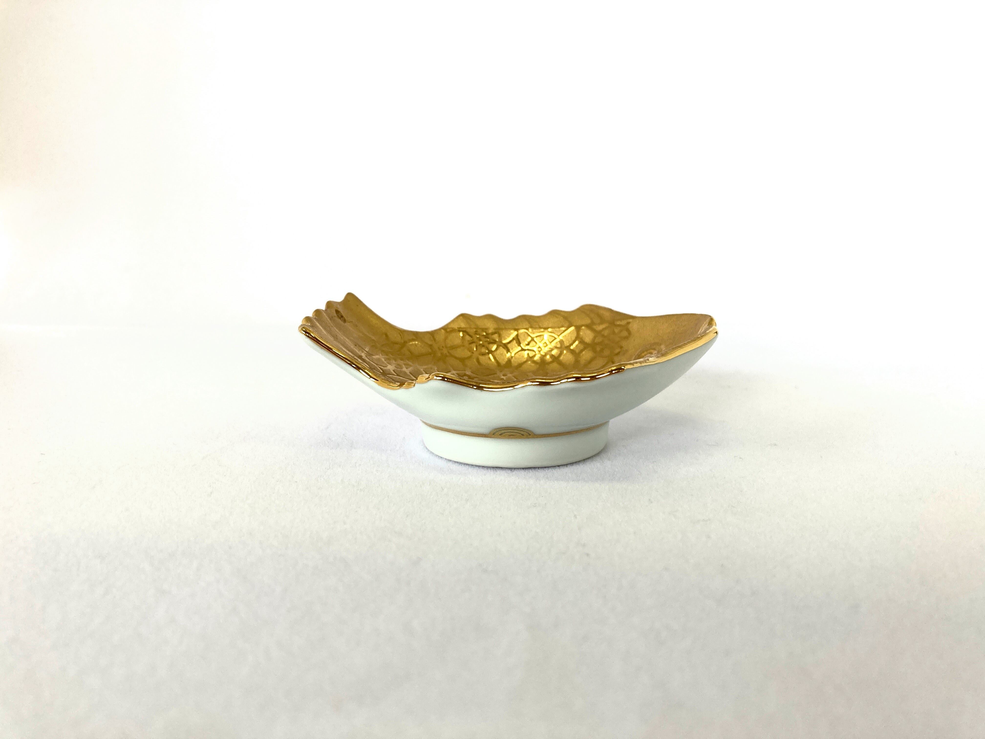 招福鯛プレミアム 金銀豆皿2枚セット(木箱入り) | 梶謙製磁社｜有田焼