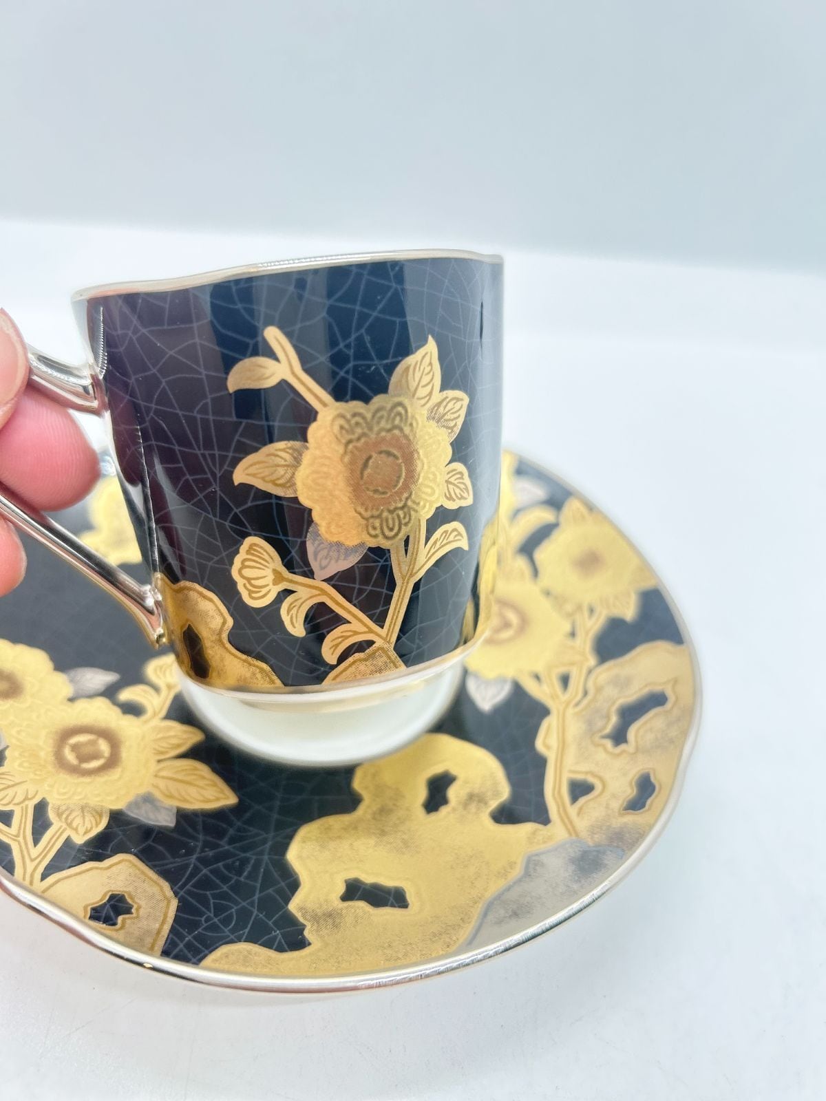 ノリタケ】 オマージュコレクション デミタス碗皿 黒絵薔薇文 | 若林陶器