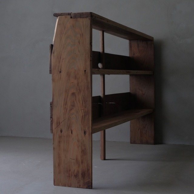 Shelf