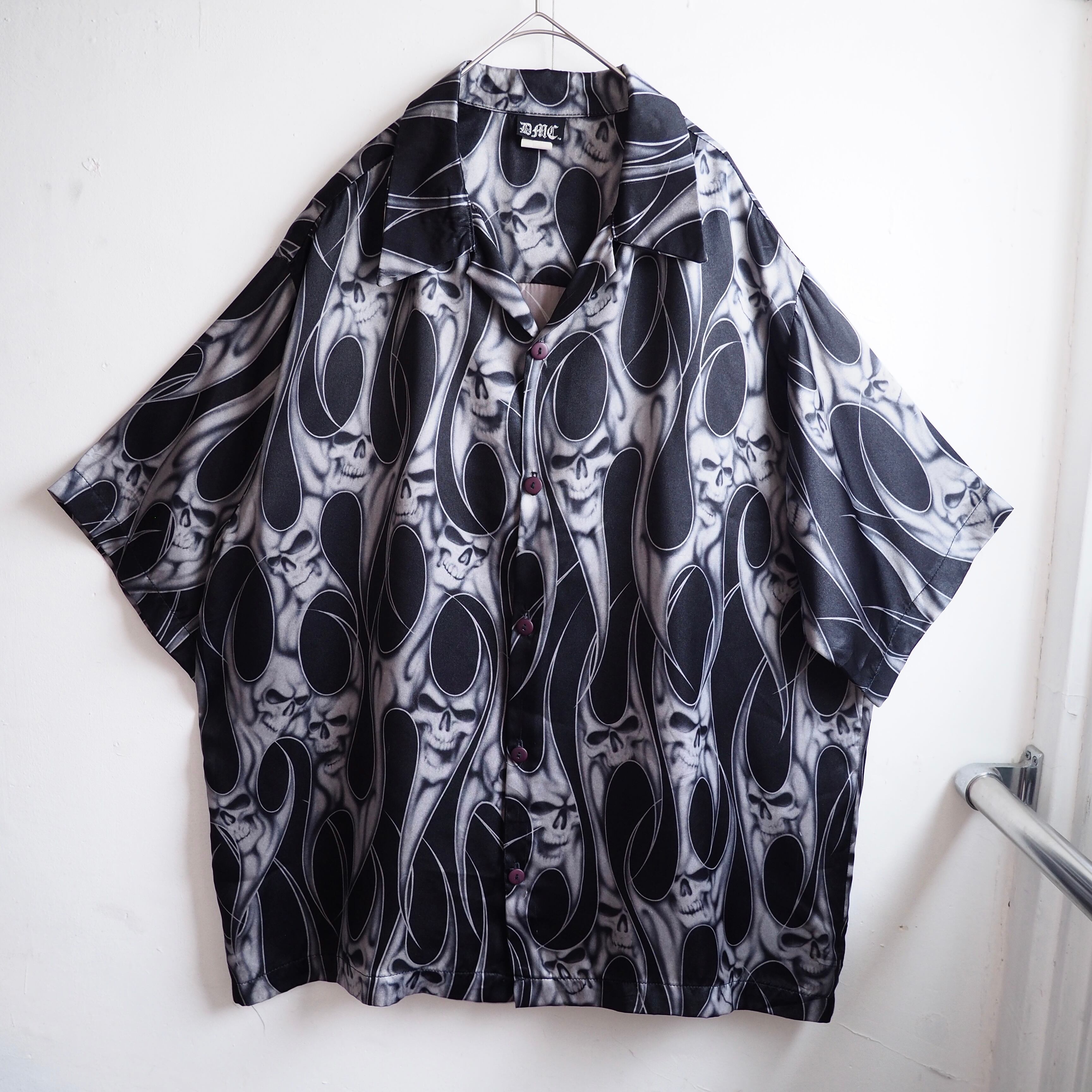 1990s Skull flame Design vintage loose SS Open collar shirt (made inUsa)