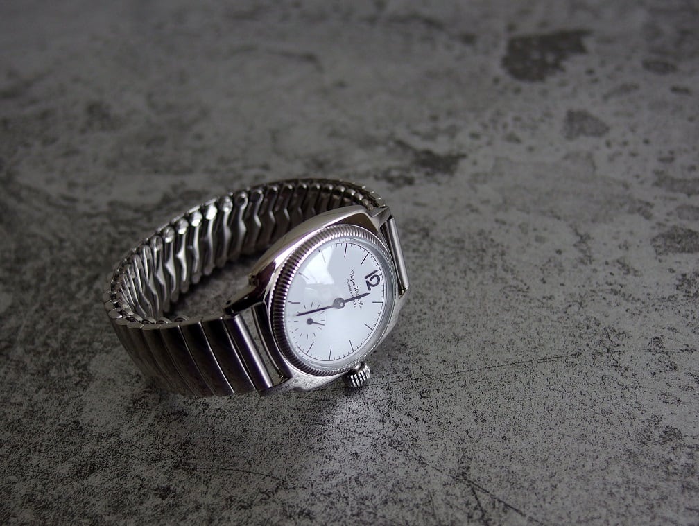 【VAGUE WATCH / ヴァーグウォッチ】Coussin 12 Extension Men's 32mm Silver | 正光堂時計店  powered by BASE