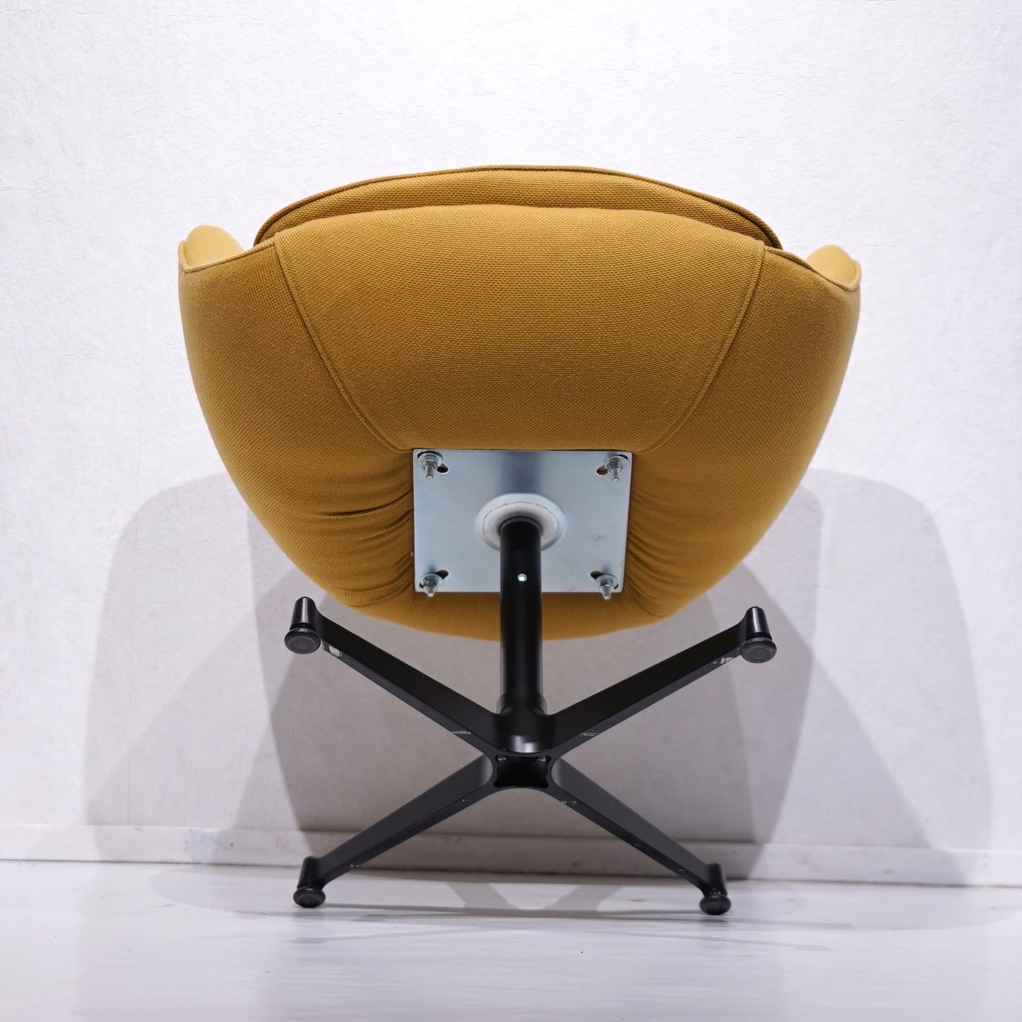 SWITCH Forge Lounge Chair / ミッドセンチュリー 名作 スウィッチ
