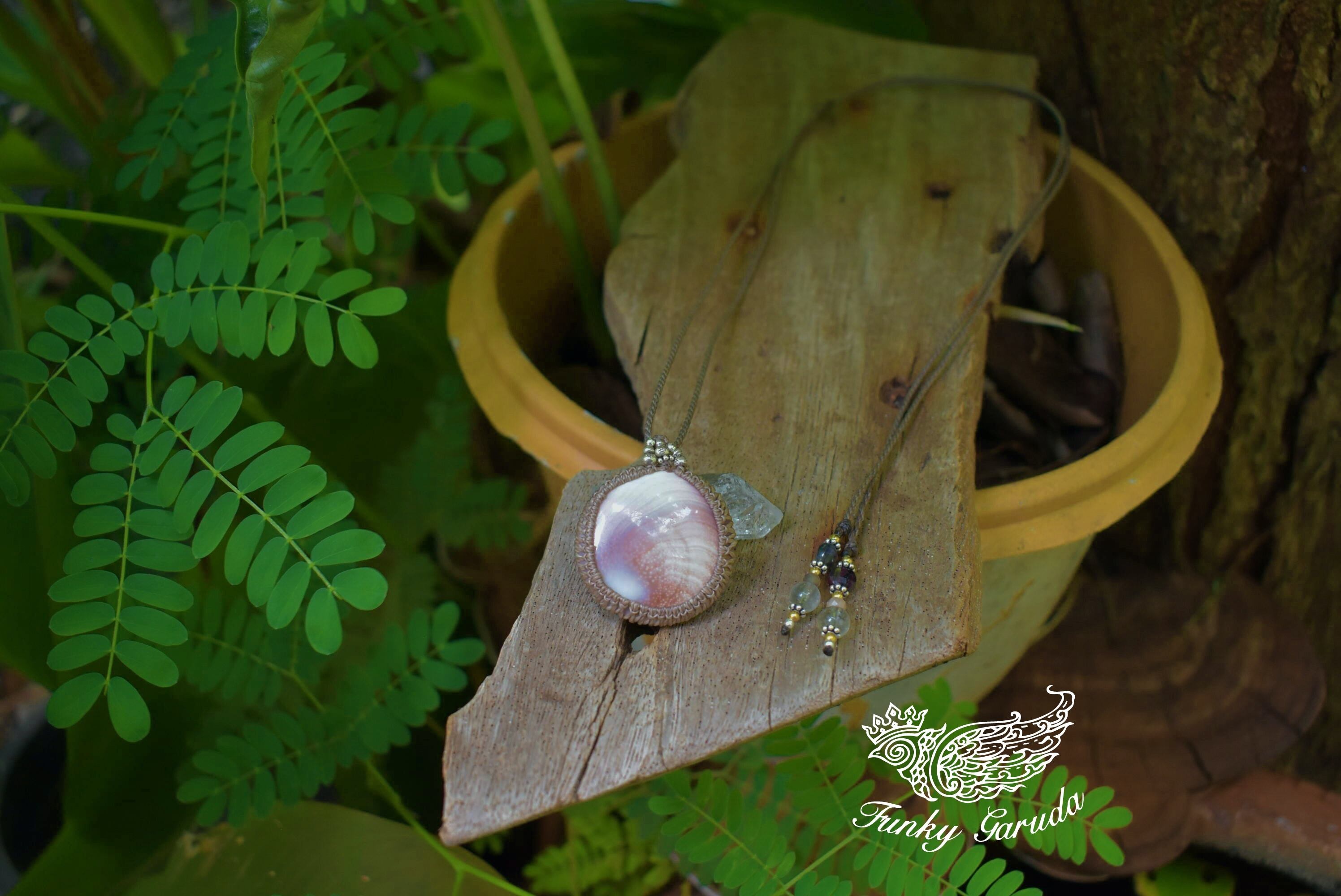 シヴァアイ マクラメペンダントsiva003