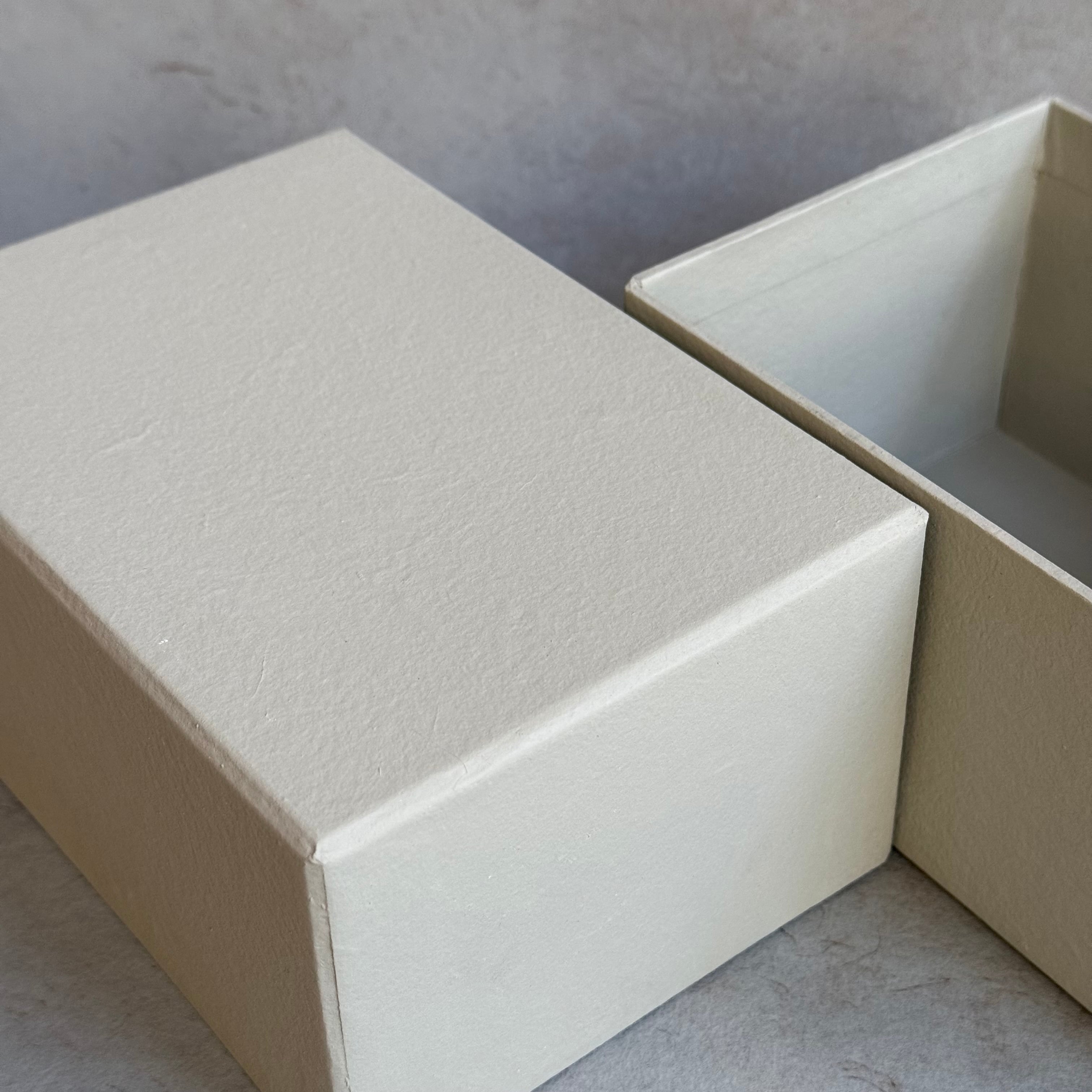 ハタノワタル　茶箱小　黒 紙漉キハタノ 箱 茶箱 (小) | gallery 一白