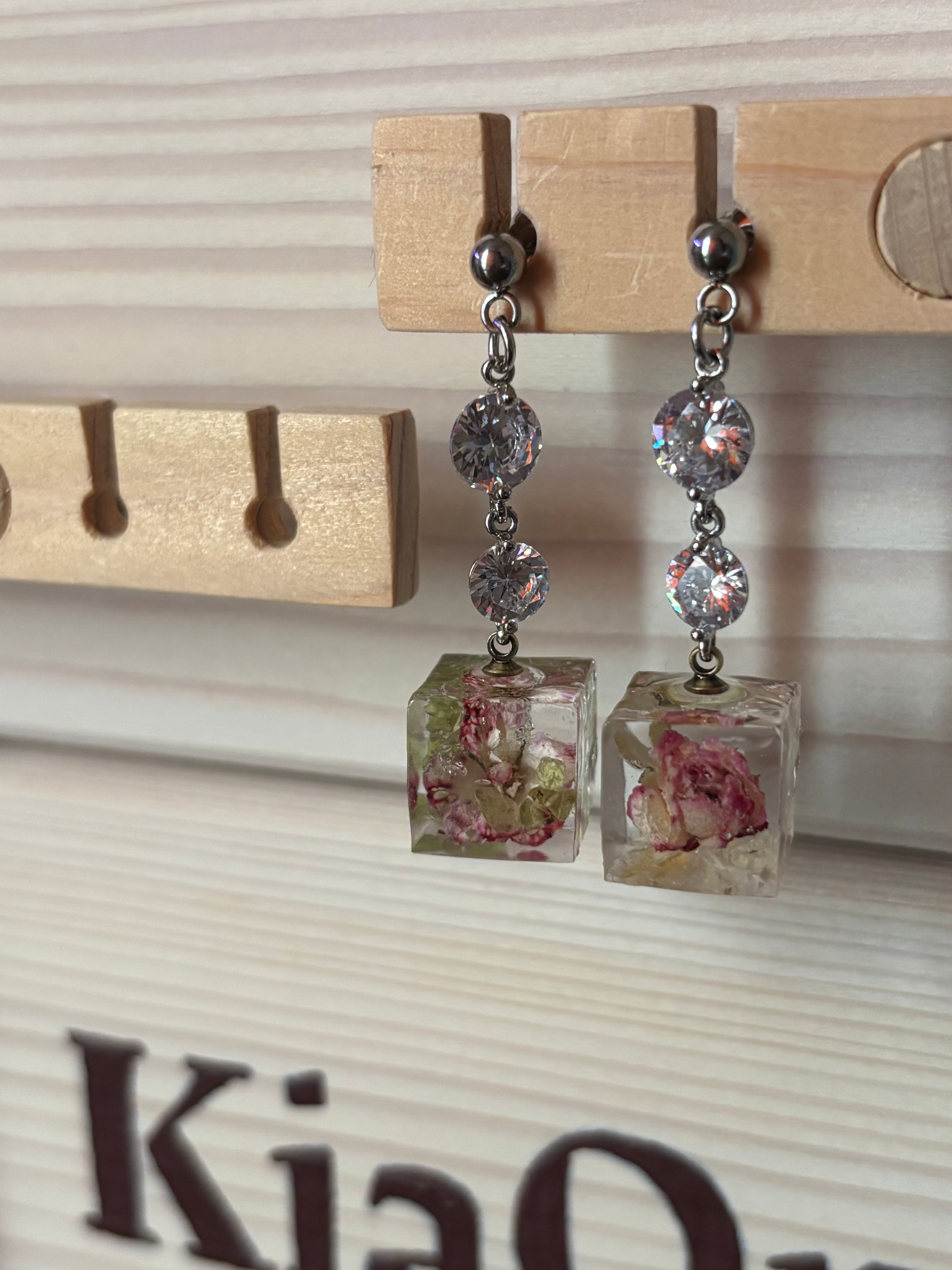 極小ミニ薔薇 キューブ ピアス/イヤリング #26006 | kiaora-rose-