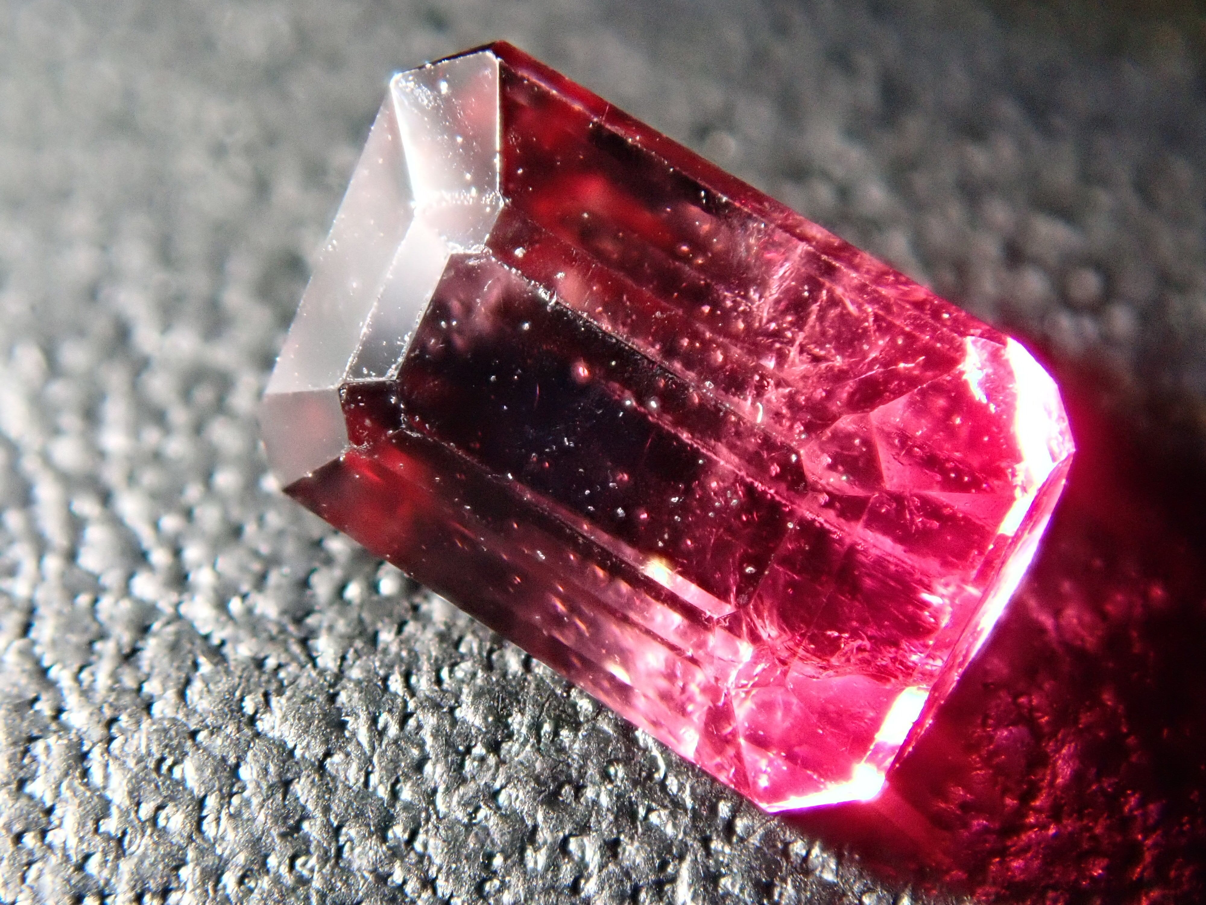ブラジル産バイカラートルマリン 0.618ct | Gem Shop Urcaguary