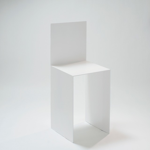 シェーズ・プリエ (白) -Chaise Pliée (White)- Seat Height 600mm