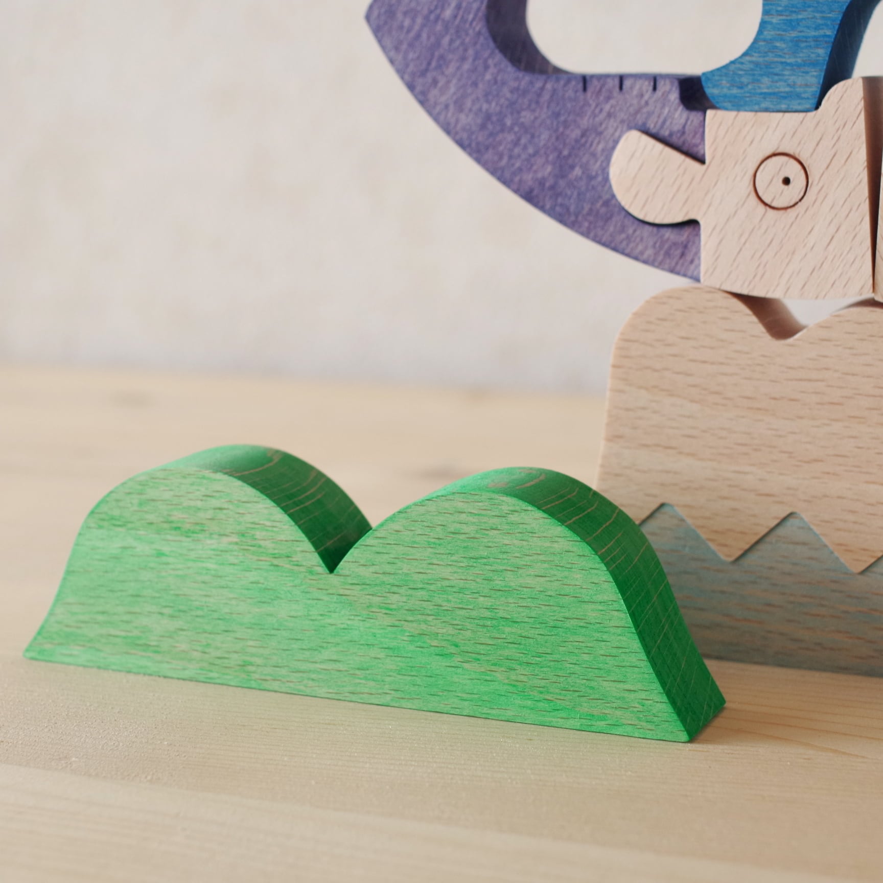 小黒三郎 富士山の上の兜童子 | 木のおもちゃ専門店 おもちゃ箱