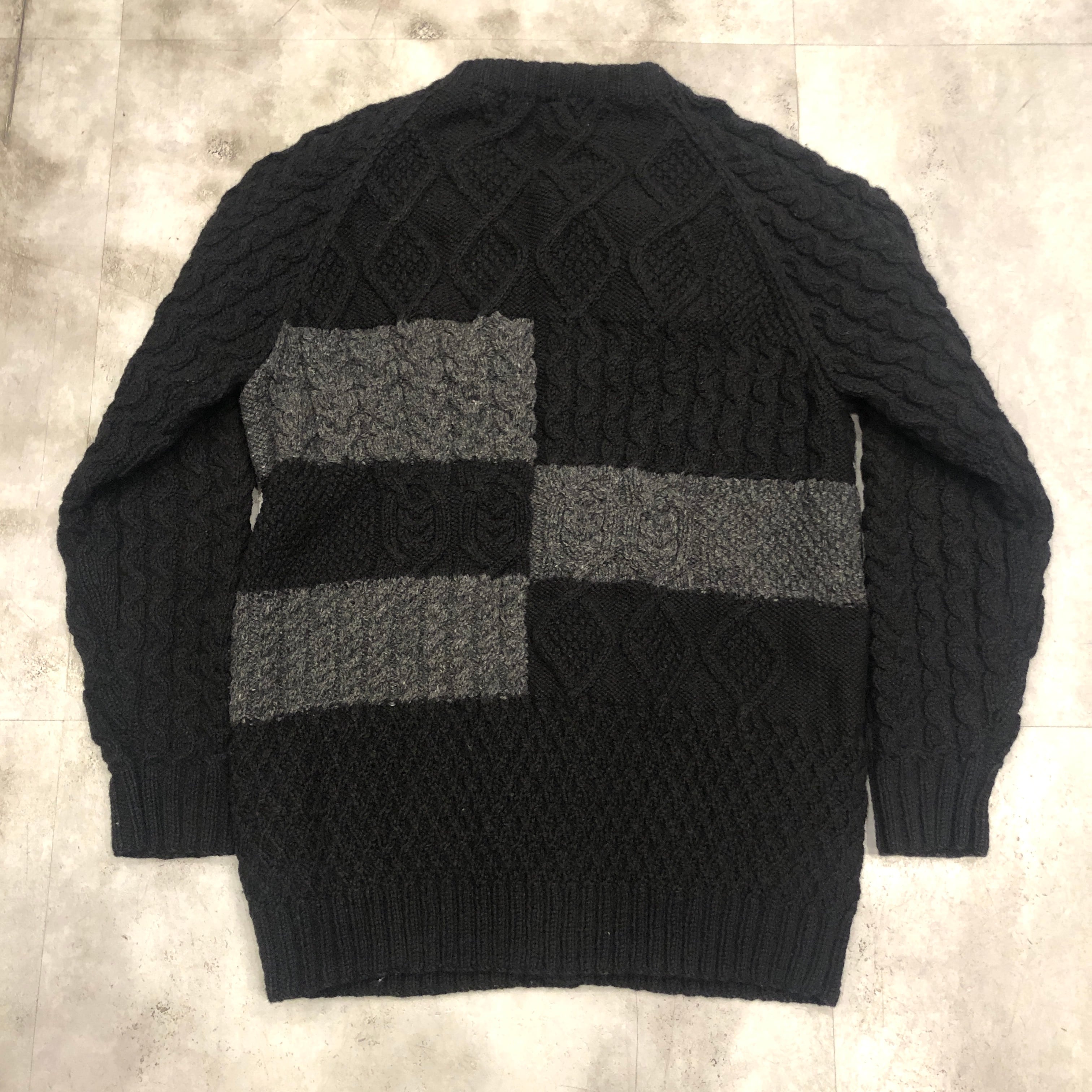 Athena Designs アイルランド製 黒 ケーブル編み カーディガン ATHENA DESIGNS WOOL CARDIGAN | safarionline