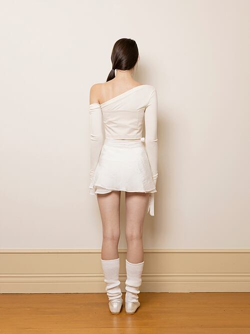 NOT YOUR ROSE] Monica top (Beige) | もごつ