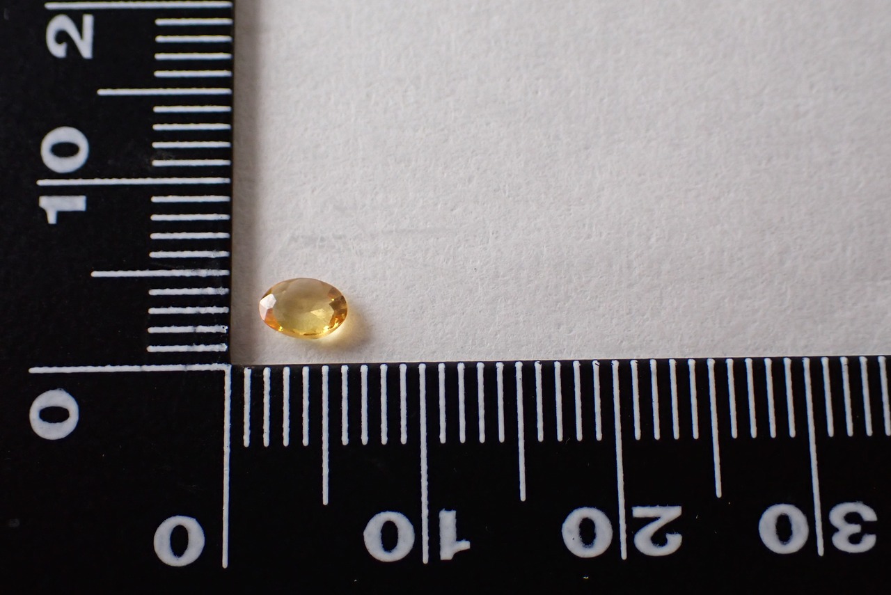 イエローサファイア　0.24ct　[C12-210]